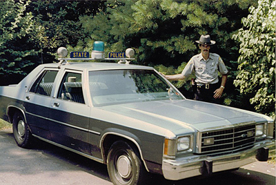 Connecticut police car image