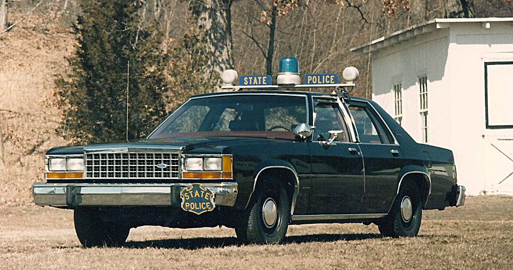 Connecticut police car image