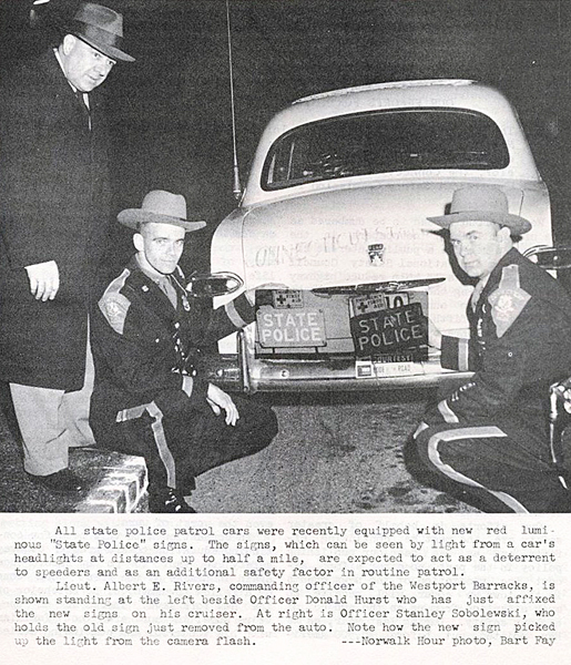 Connecticut police car and officers image