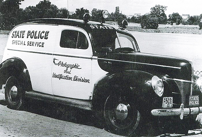 Connecticut police car 