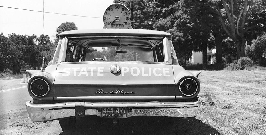 Connecticut police car and officer image