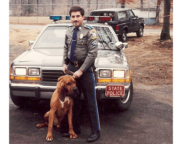 Connecticut police car and officer with dog image