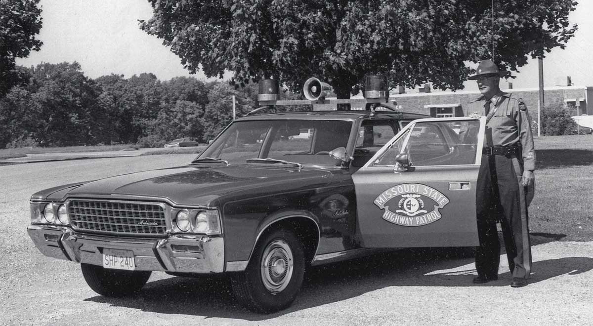 Missouri 1970 police car image