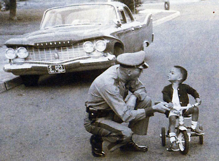 Washington  police license plate image