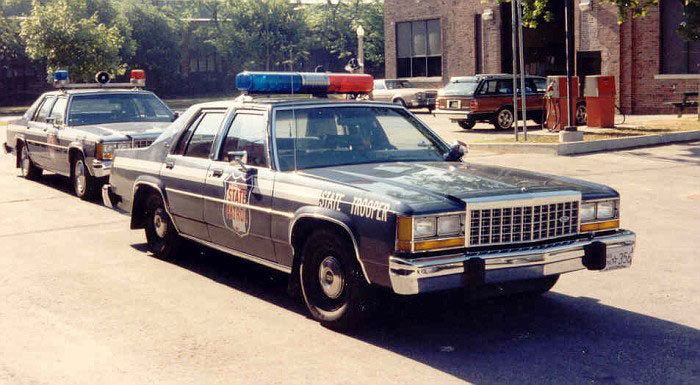 Wisconsin  police license plate image