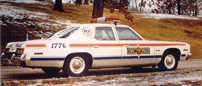 Illinois state police car