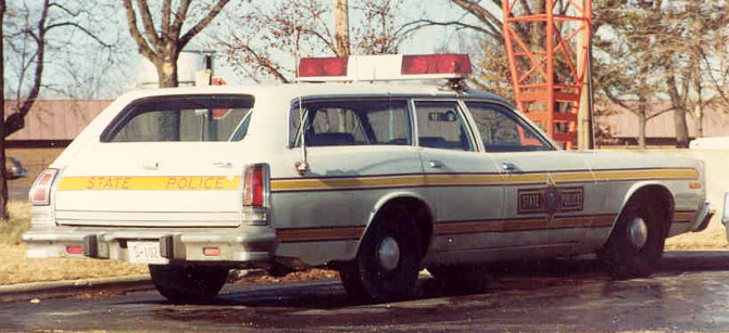 Illinois state police car