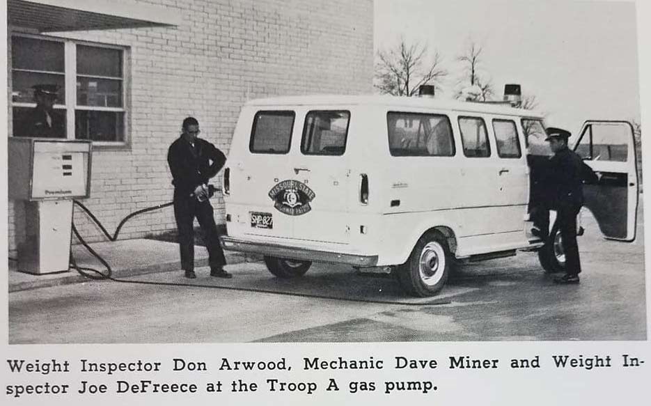 Missouri 1970 police car image